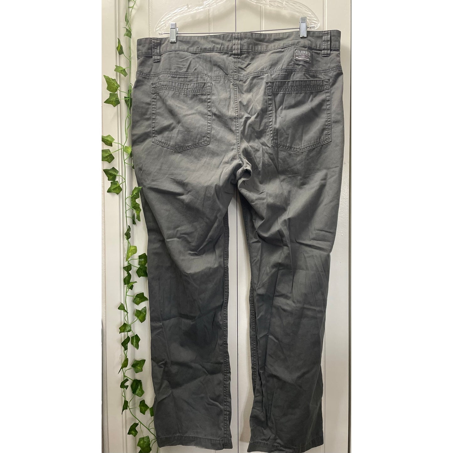 Mens Grey Columbia Regular Khaki Pants Size 42x32