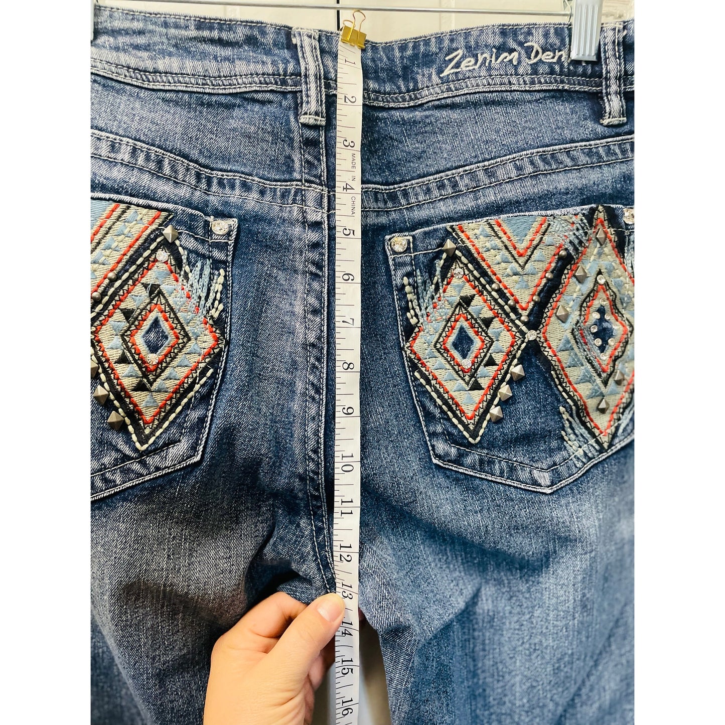 Zenim Denim Western Clear Stones Embroidered Back Pockets Slight Flared Mid Rise Jeans SZ 14