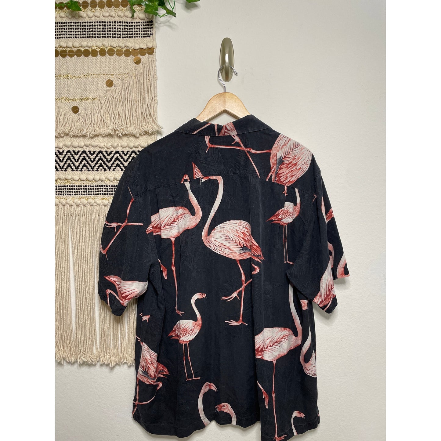 Tommy Bahama Pink Flamingo Hawaiian Black 100% Silk Men’s Shirt XL