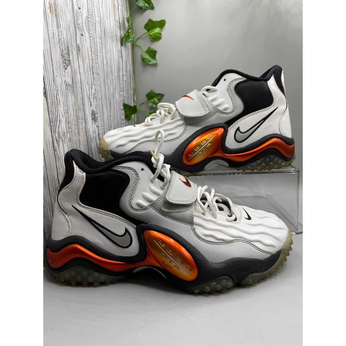 Nike Air Zoom Turf Jet 97 Velcro Strap Men’s Athletic Basketball Shoes 9.5