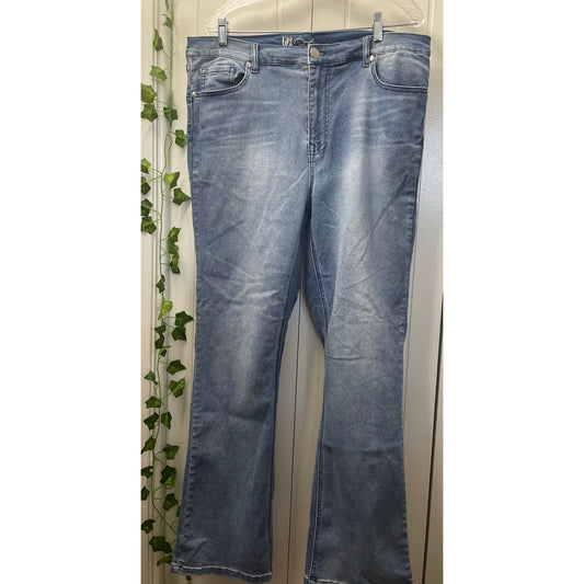DG2 Gloria Vanderbilt Woman Denim Jeans Size 16W