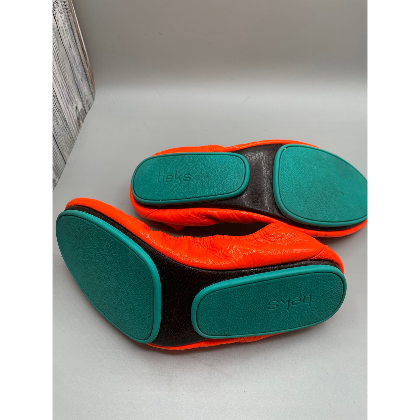 Tieks by Gavrieli Neon Orange Leather Folding Ballet Womans Flats 10