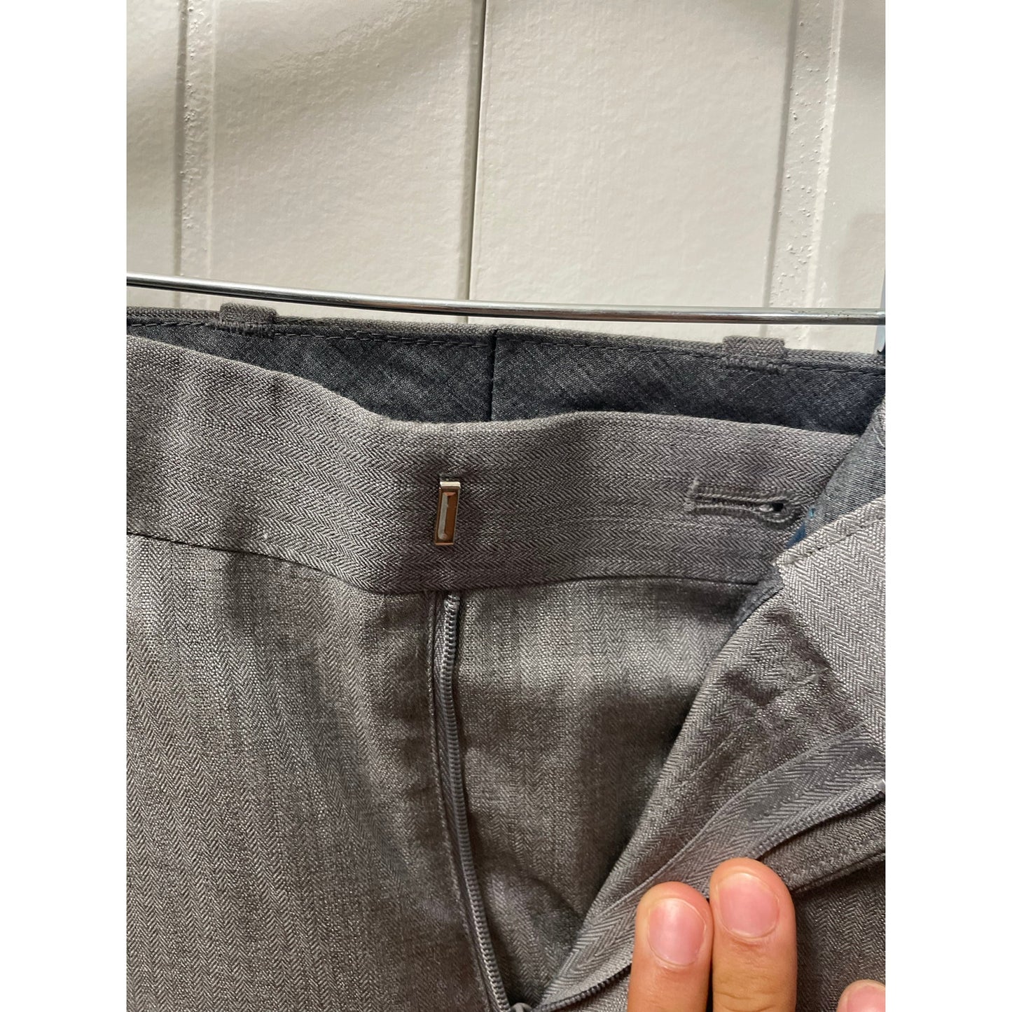 Perry Ellis Mens NWT Grey Slim Slacks Size 28x30