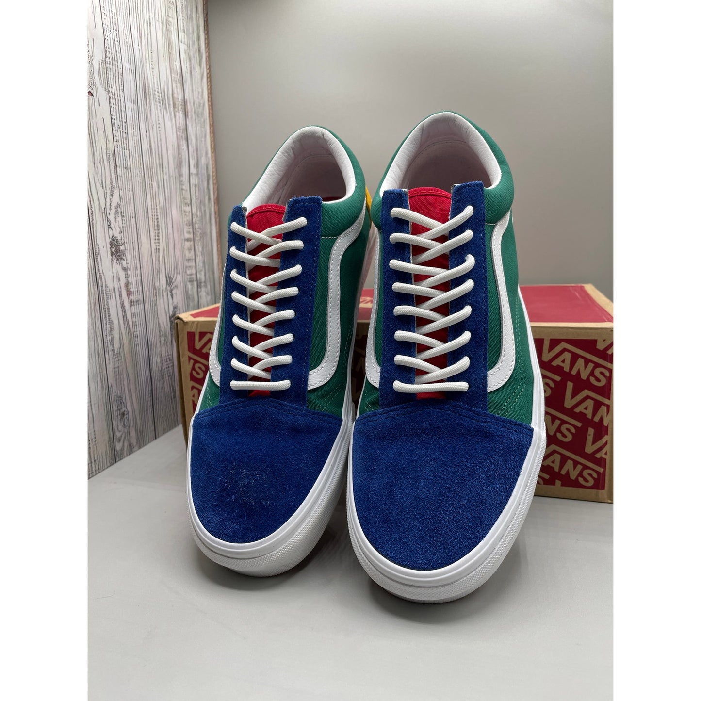 Vans Old Skool Yatch Club Men’s Sneakers Multi Color Blue Green Red Yellow 10