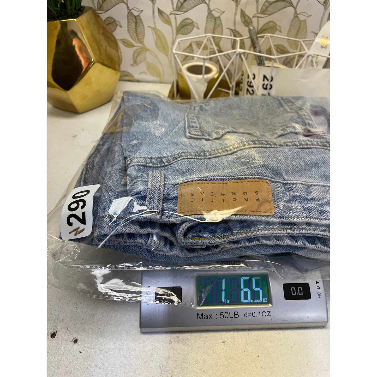 PacSun Low Rise Straight Baggy Distressed Ripped Light Wash Denim Jeans 29