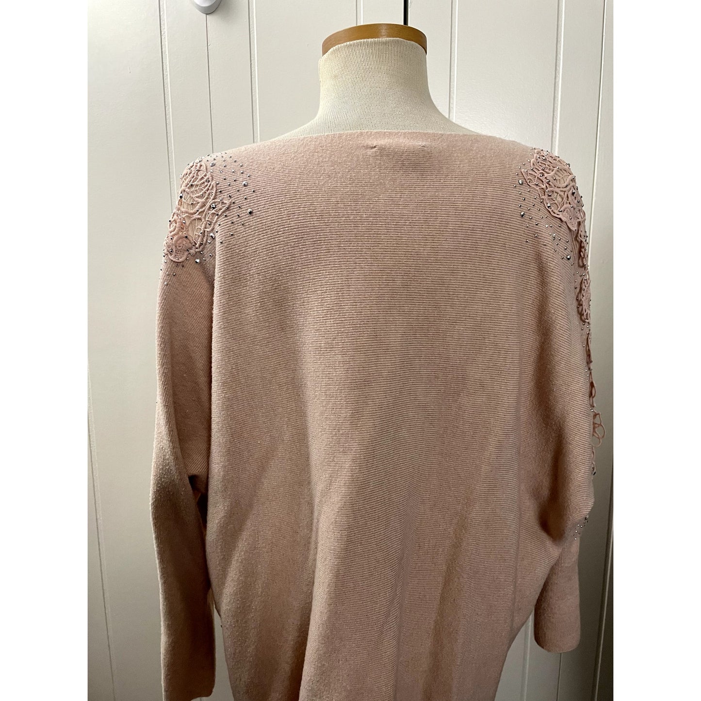 Siren Lily Jeweled Long Sleeve Crochet Woman’s Sweat Blouse Size 2XL