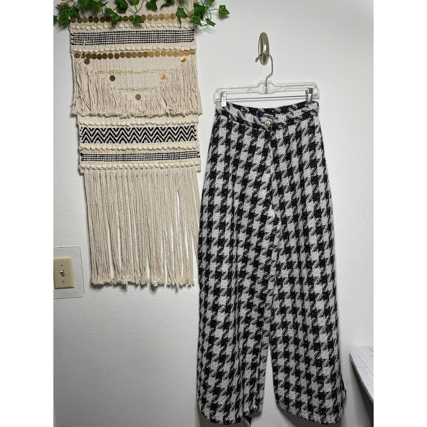 Storets NWT Black & White Houndstooth Wide Leg Womans Pants Size S/M