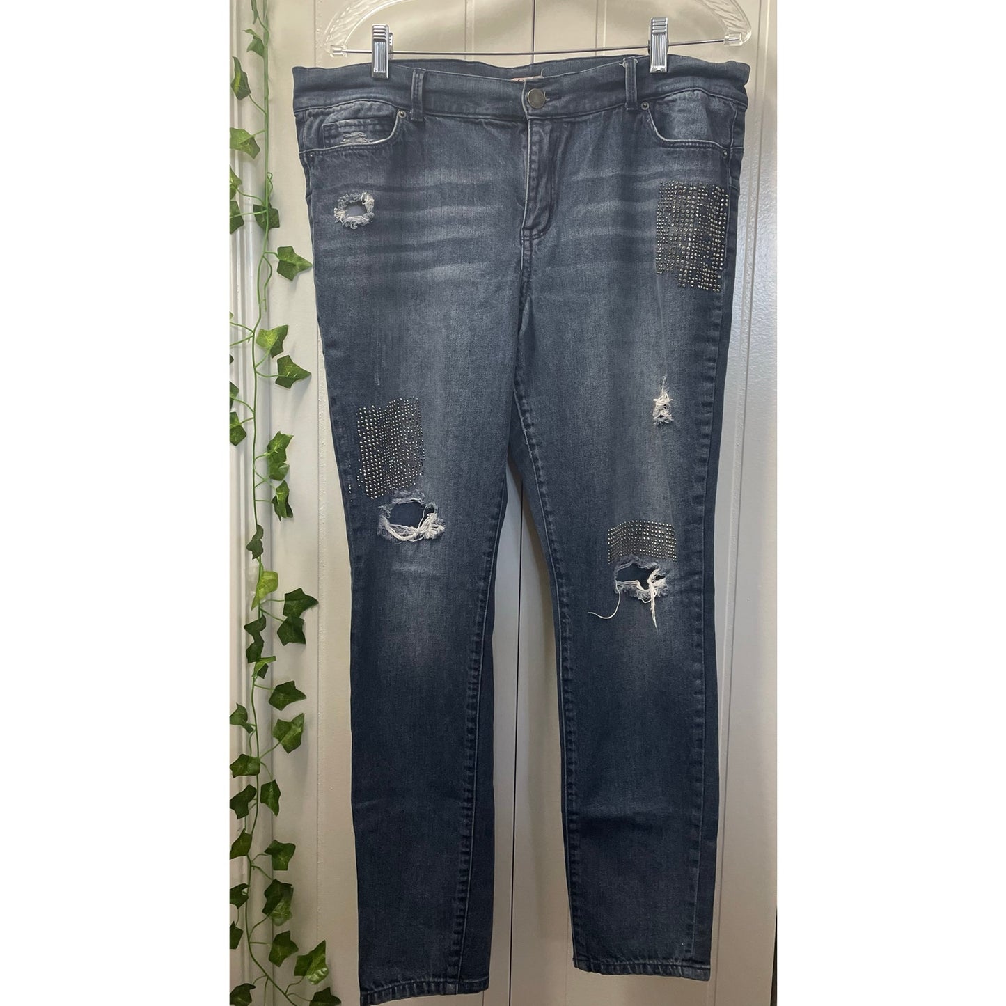 Juicy Couture Y2k Woman Distressed Denim Rhinestones SZ 14
