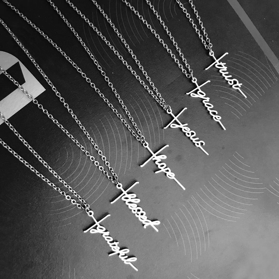 Trust Cursive | Necklace