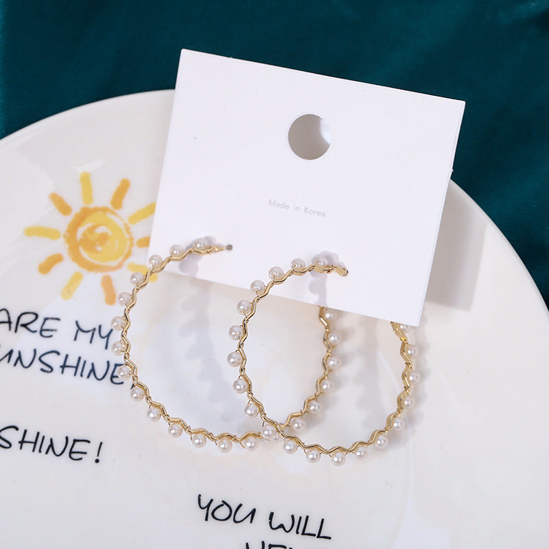 Mini Pearl | Hoop Earrings