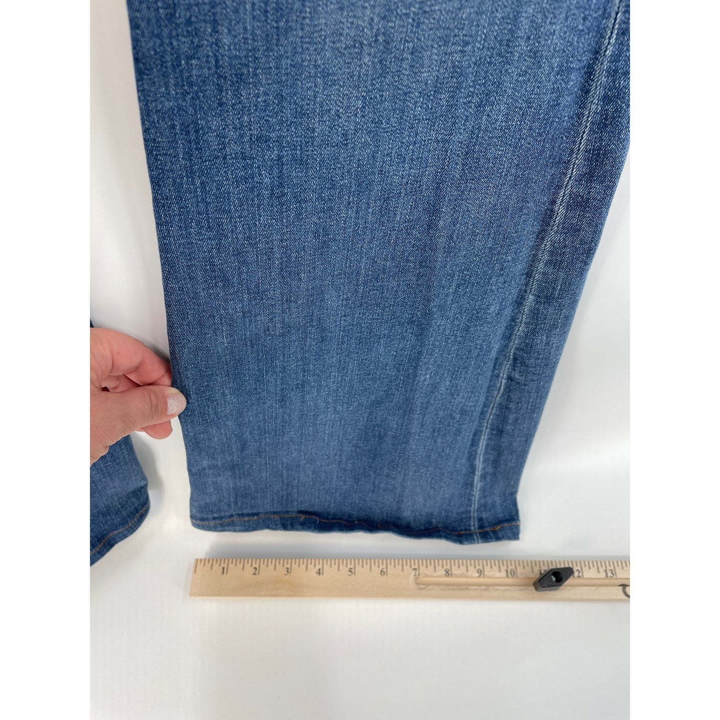 J Crew Womans Denim Flare Jeans Medium Wash Size 24