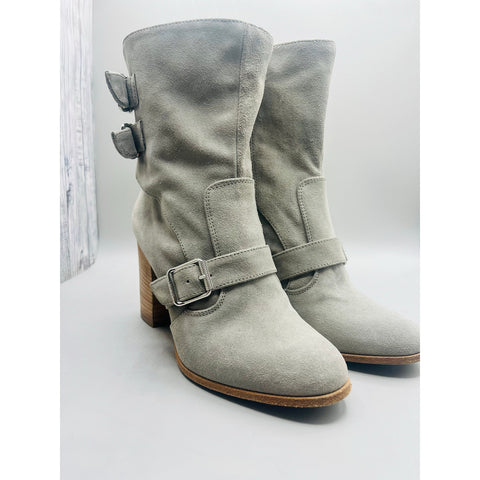 Woman’s Grey 37.5 Belstaff  Preloved Leather Boots zipper closure