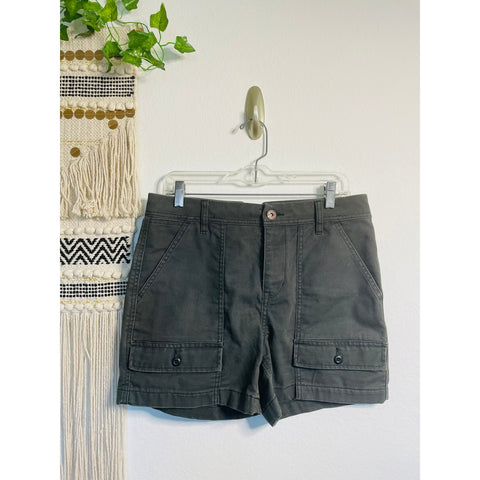 Trailsmith Woman’s REI Olive Green Shorts SZ 8
