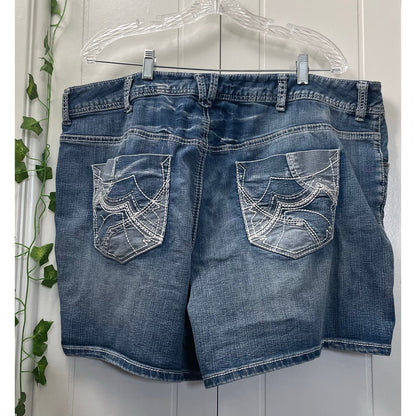Lane Bryant Denim Shorts Embroidered Sequence Pockets SZ 22