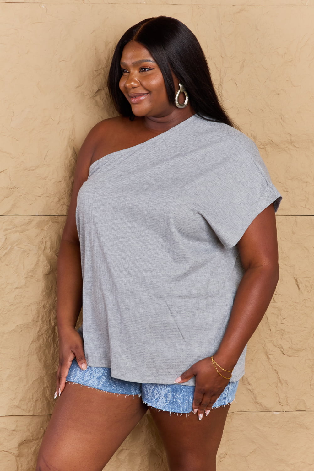 Woman's Style Collecrion Ninexis in My Groove One Shoulder Loose Top