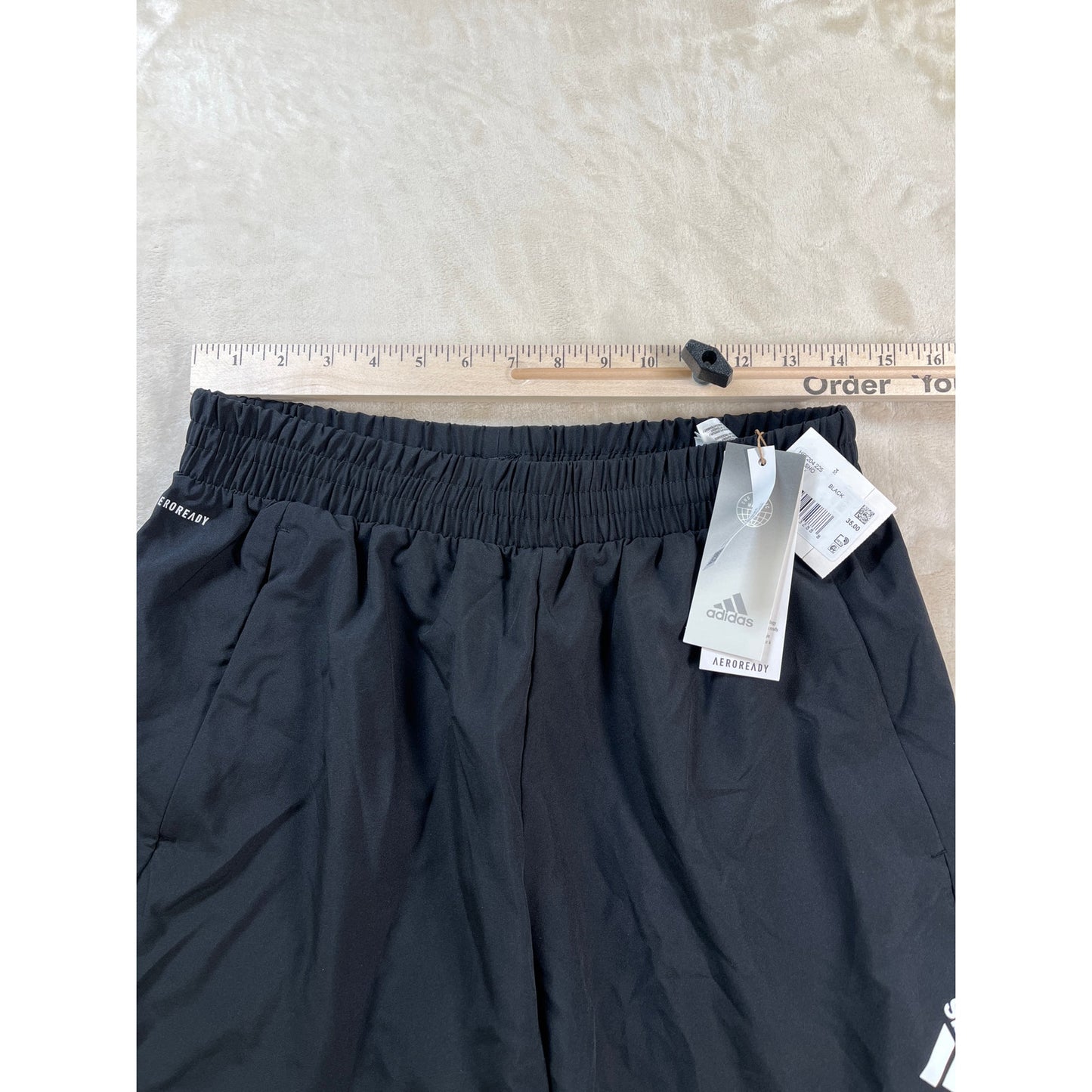 Adidas Black Training Athletic Shorts Medium 7" Mens NWT