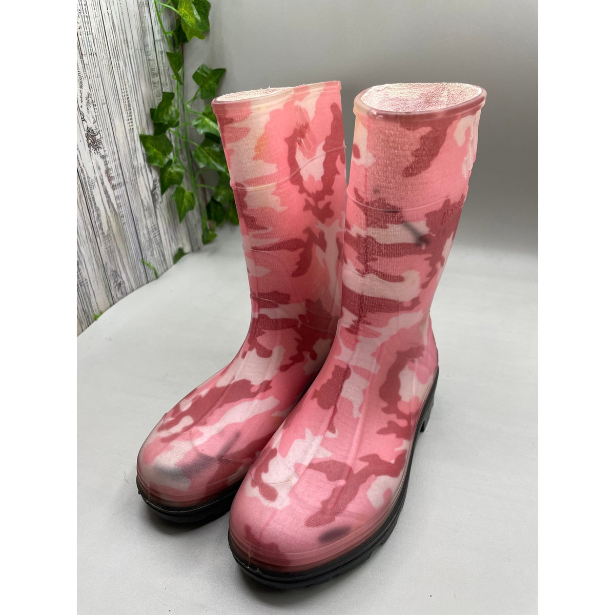 Northerner Pink Camo Little Girls Rain Boots Size 12