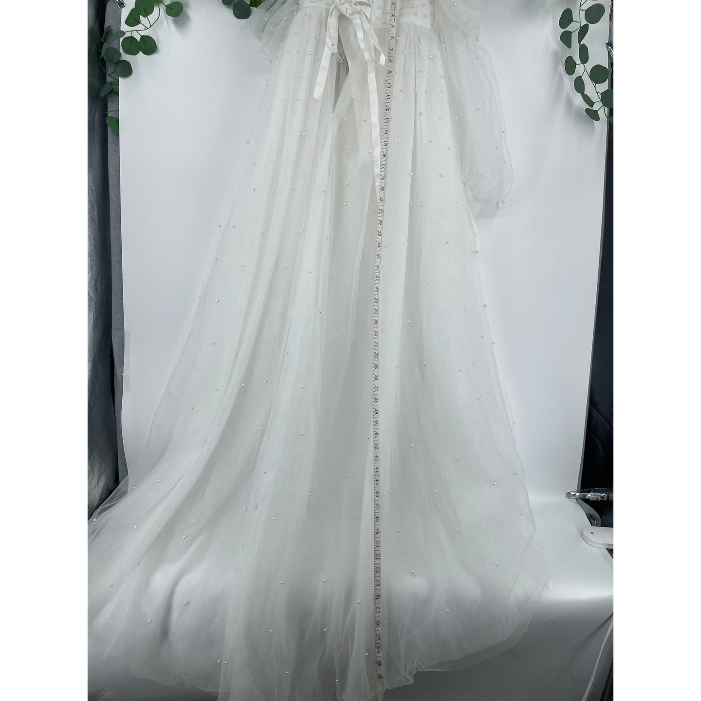 Fairytale Romantic Pearl Embellished Tule Off The Shoulder Wedding Dress Size 5