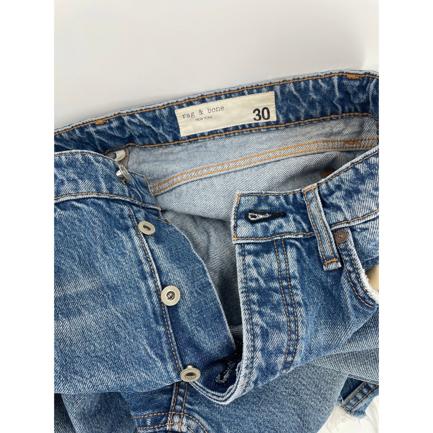Rag and Bone Rosa Mid Rise Boyfriend Medium Wash Ankle Chic Button Fly Denim Jeans 30