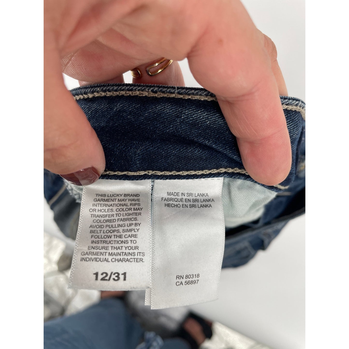 Lucky Brand Dark Denim Low Rise Crop Lolita 12/31