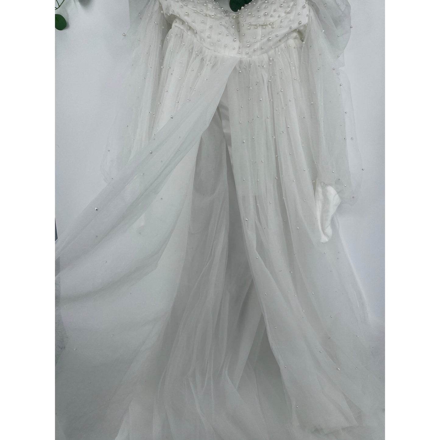 Fairytale Romantic Pearl Embellished Tule Off The Shoulder Wedding Dress Size 5