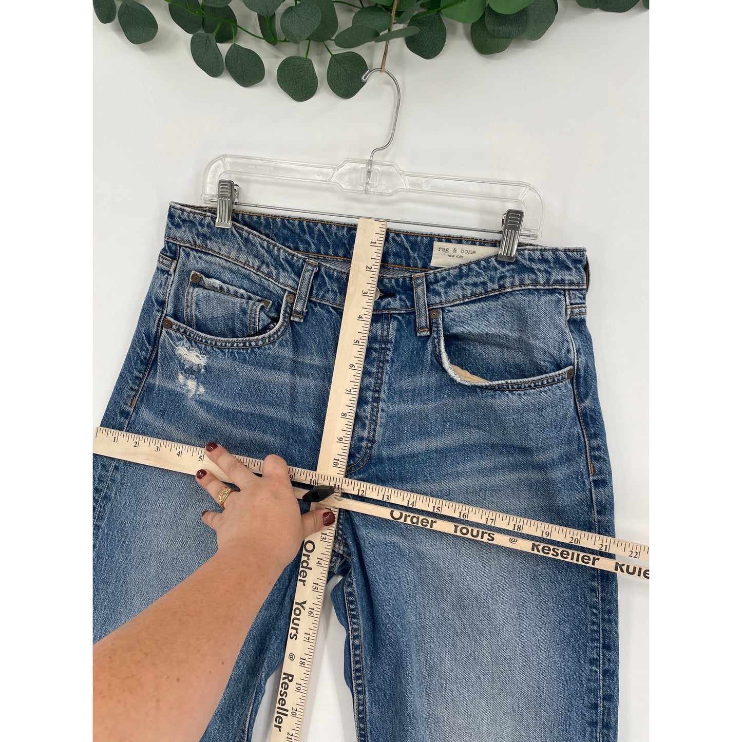 Rag and Bone Rosa Mid Rise Boyfriend Medium Wash Ankle Chic Button Fly Denim Jeans 30