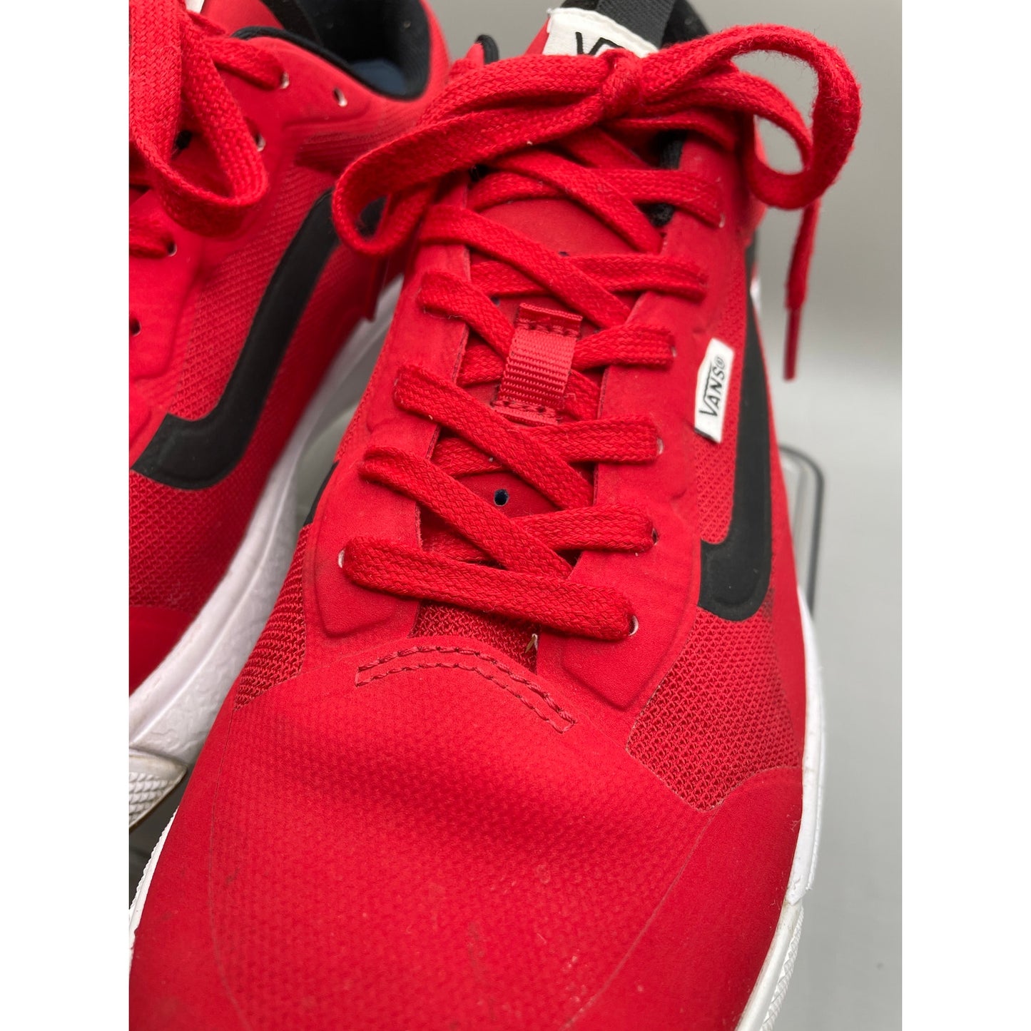 Vans UltraRange Red Mens Lace Up Comfort Sneakers 10