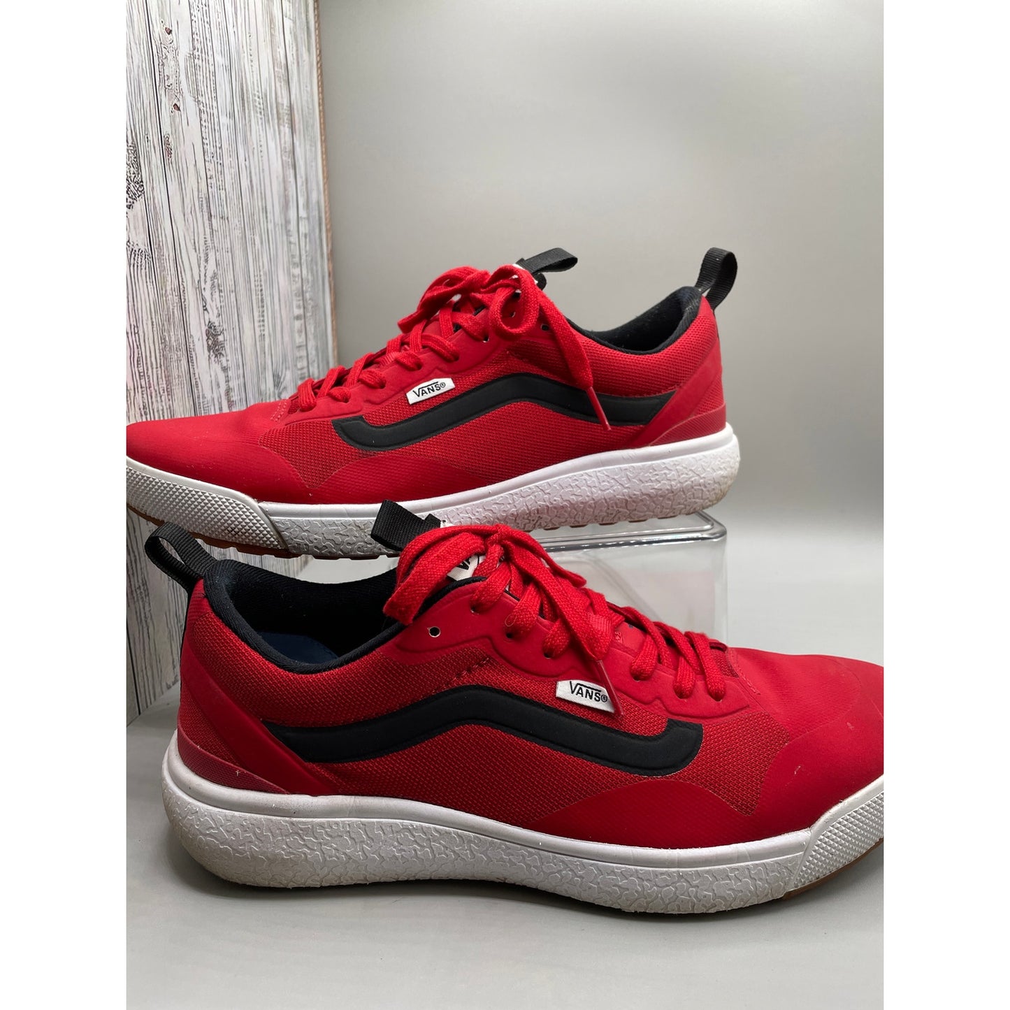 Vans UltraRange Red Mens Lace Up Comfort Sneakers 10