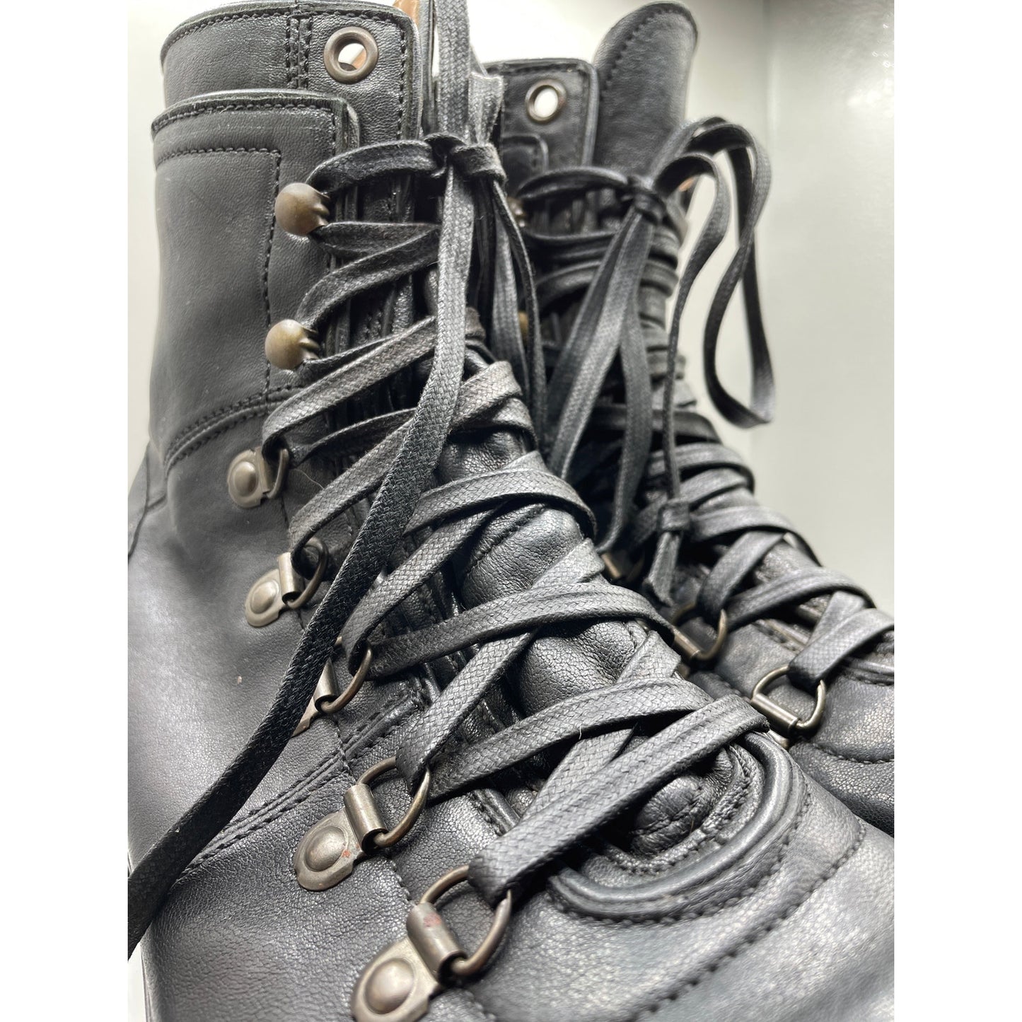 UGG Ruggero Lace Up Leather Mens Discontinued Boots 10