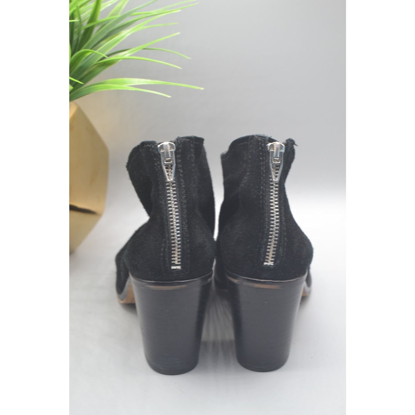 Black Leather Dolce Vita Ankle Boots Size 6.5