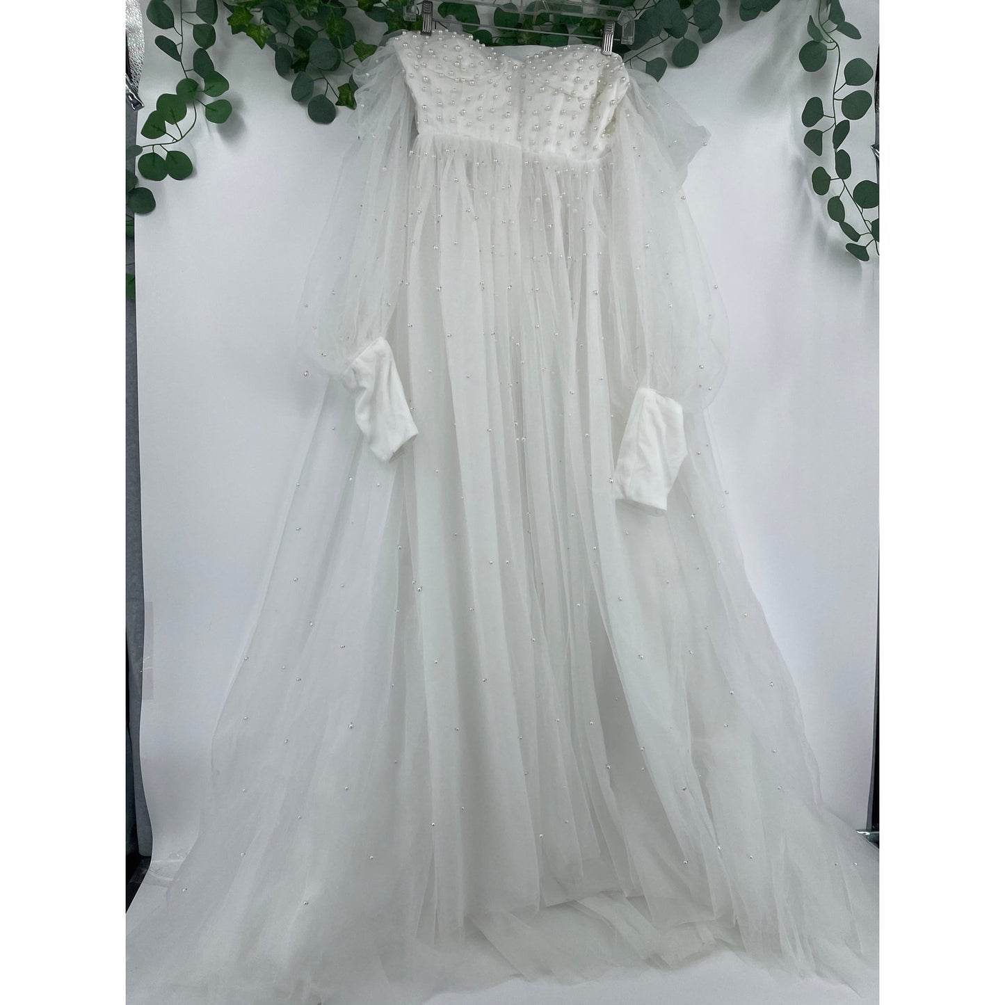 Fairytale Romantic Pearl Embellished Tule Off The Shoulder Wedding Dress Size 5