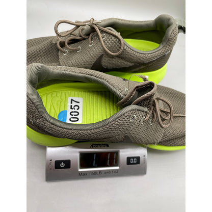 Nike Men’s Grey & Lime Green Roshe Run Athletic Shoes 9.5