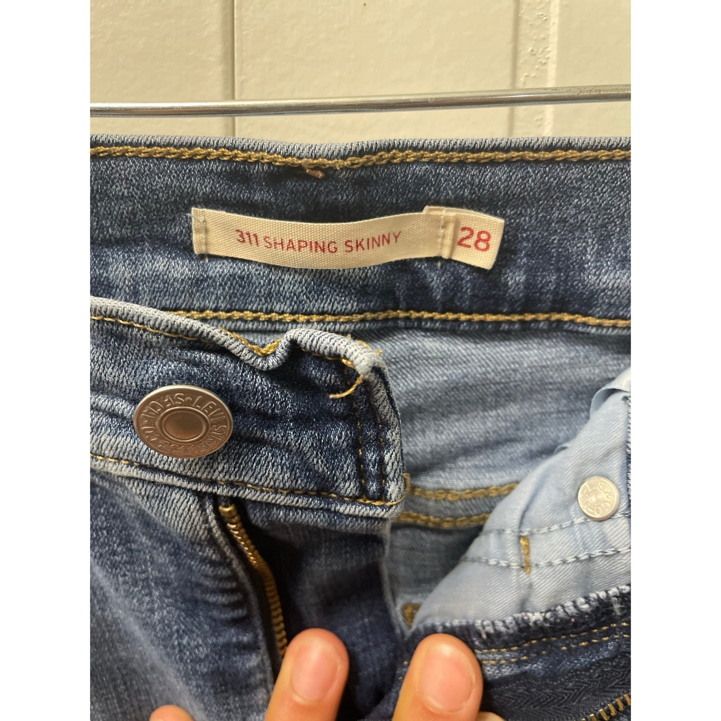 Women Levis 311 Shaping Blue Denim Skinny Jeans Size 28