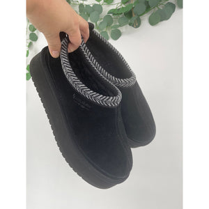 Koolaburra UGG Burree Womans New Black Platform Slippers Size 10