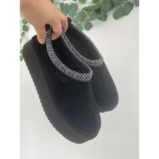 Koolaburra UGG Burree Womans New Black Platform Slippers Size 10