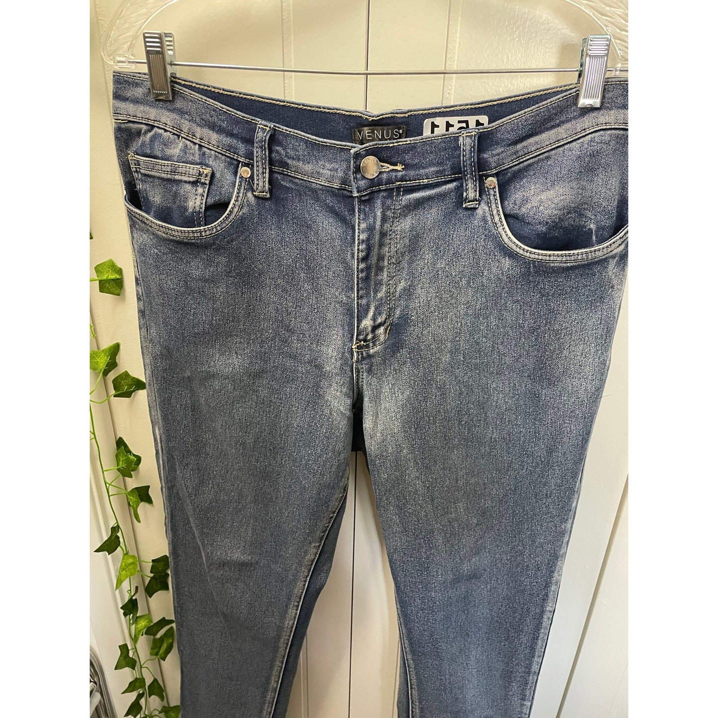Venus Woman Denim Stretch Fitted Jeans Size 14R