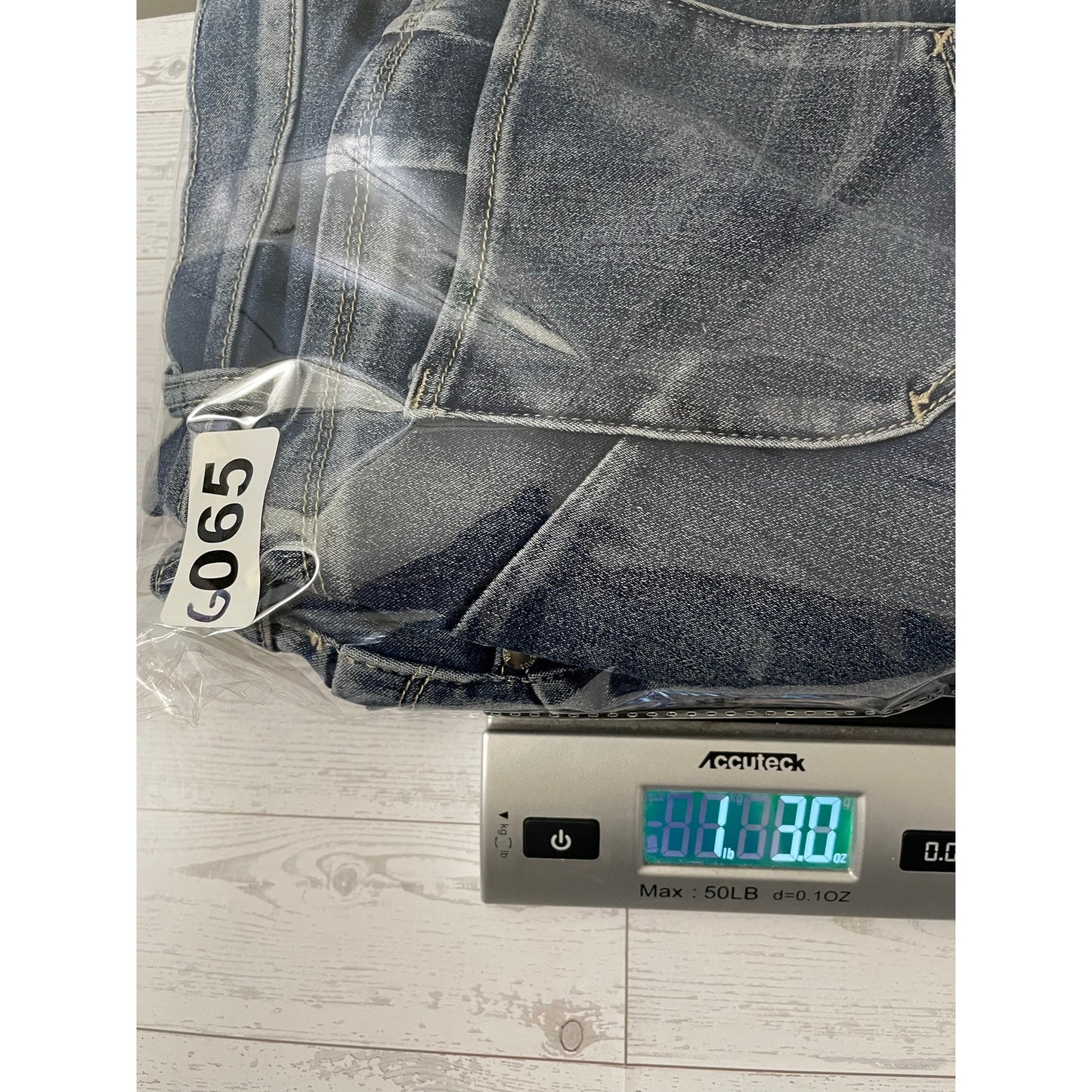 Venus Woman Denim Stretch Fitted Jeans Size 14R