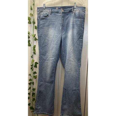 DG2 Gloria Vanderbilt Woman Denim Jeans Size 16W