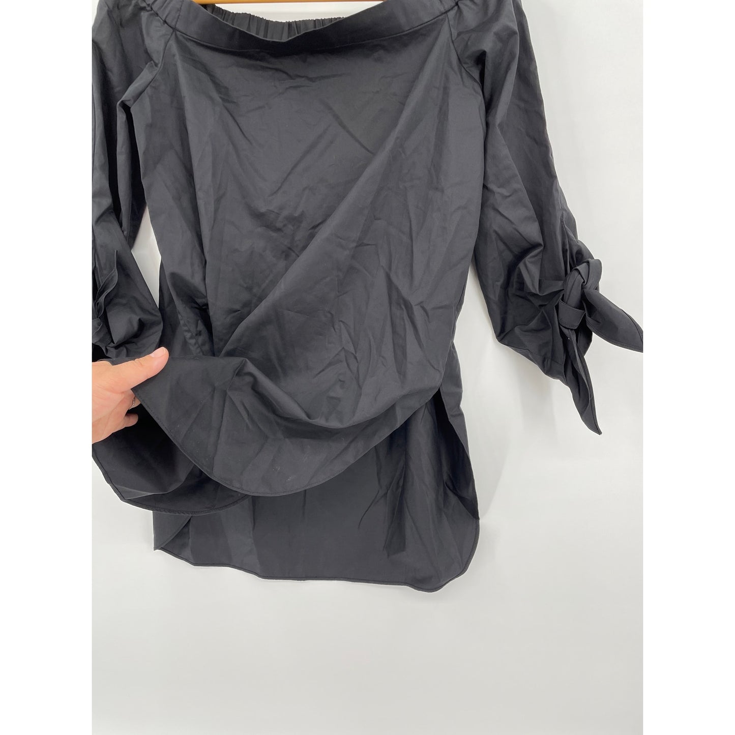NWOT TIBI Black Off the Shoulder 100% Cotton Size 2 Blouse