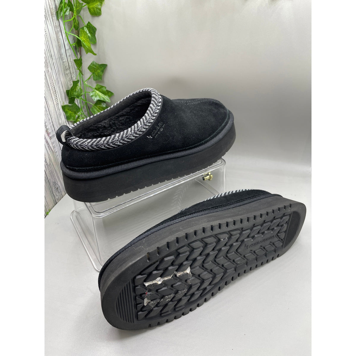 Koolaburra UGG Burree Womans New Black Platform Slippers Size 10