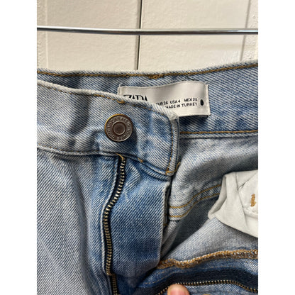 Zara Womans Light Wash Straight Denim Jeans Size 4