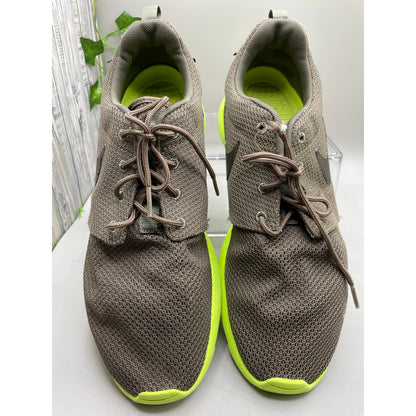 Nike Men’s Grey & Lime Green Roshe Run Athletic Shoes 9.5