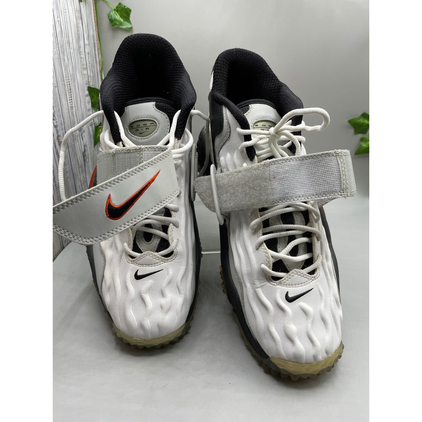 Nike Air Zoom Turf Jet 97 Velcro Strap Men’s Athletic Basketball Shoes 9.5