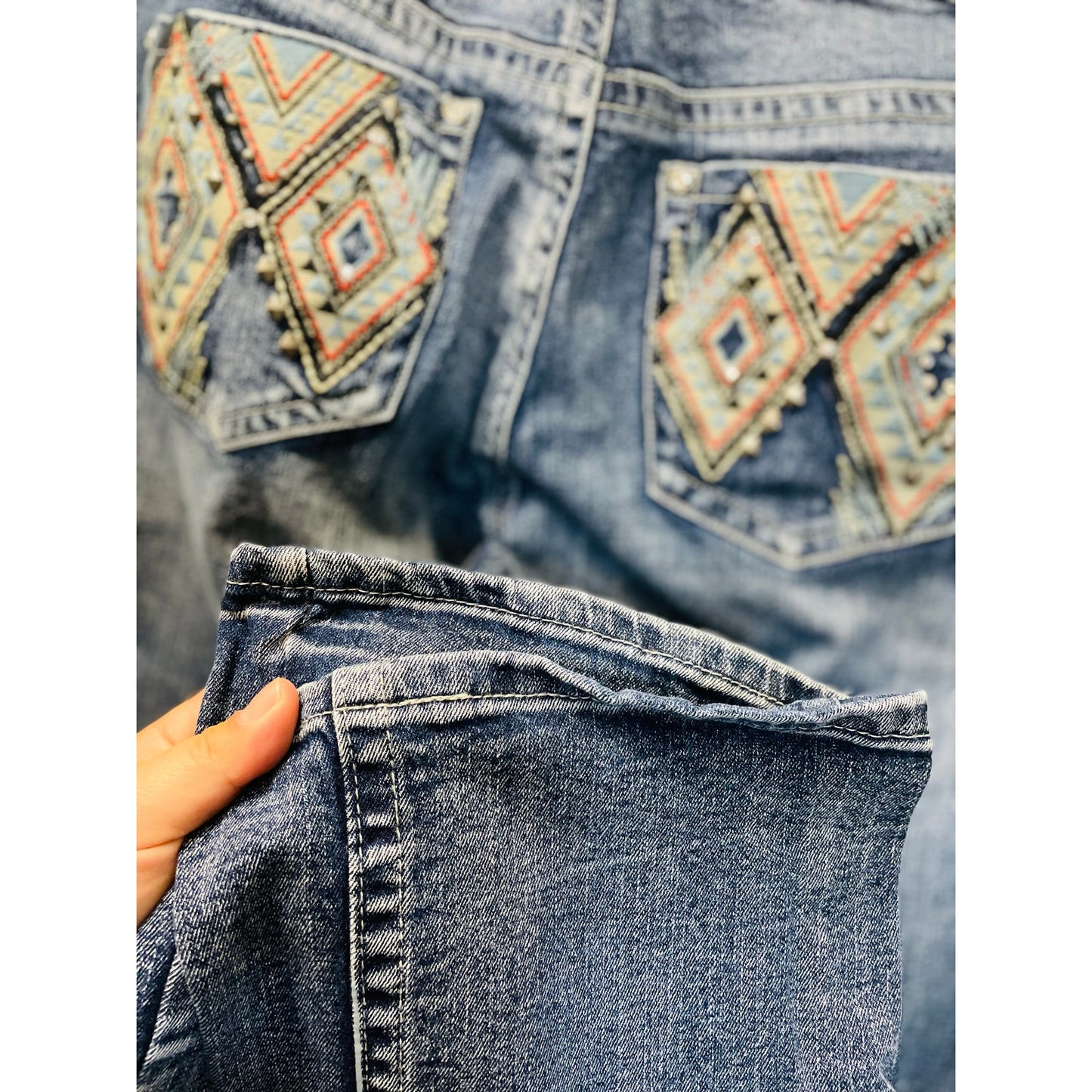 Zenim Denim Western Clear Stones Embroidered Back Pockets Slight Flared Mid Rise Jeans SZ 14
