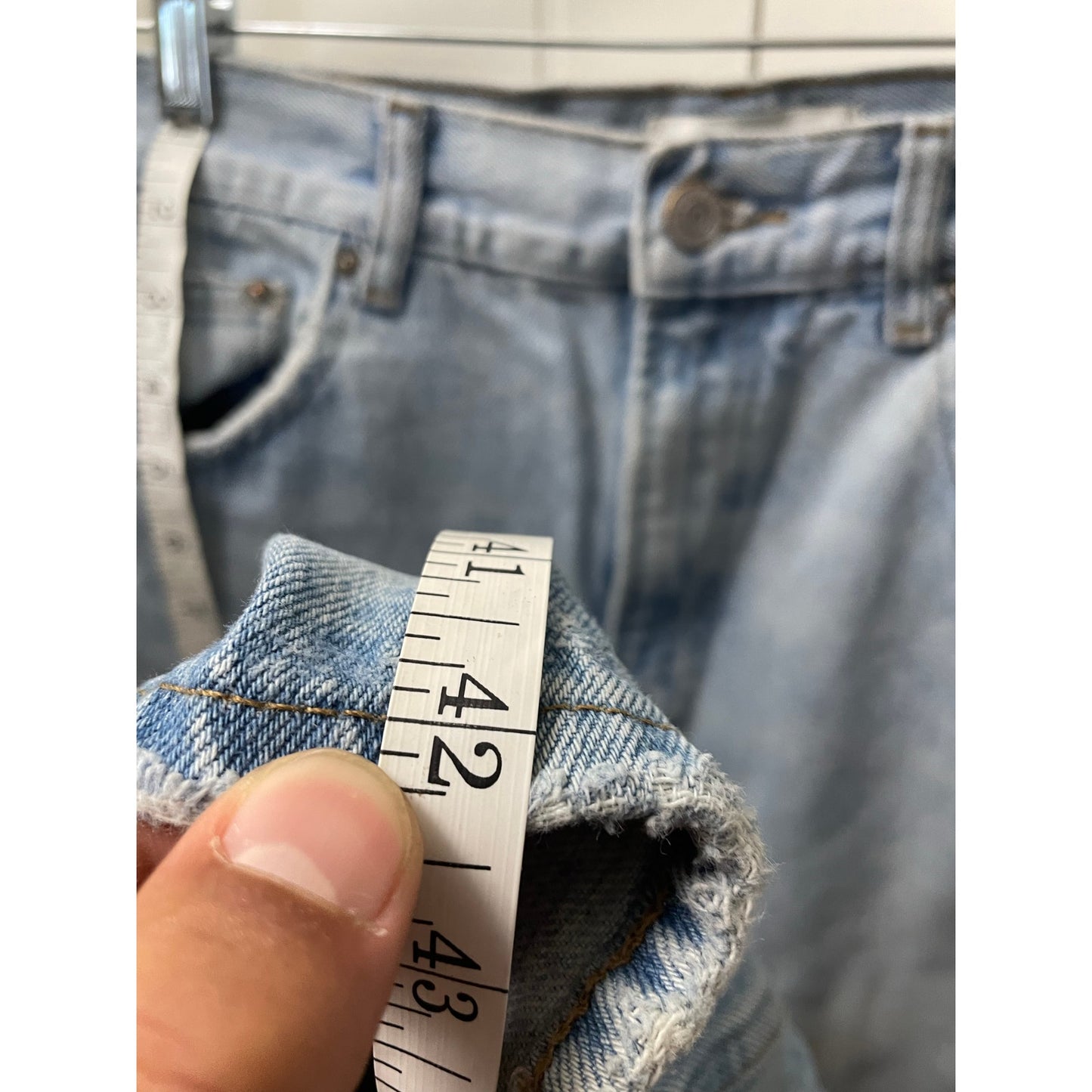 Zara Womans Light Wash Straight Denim Jeans Size 4