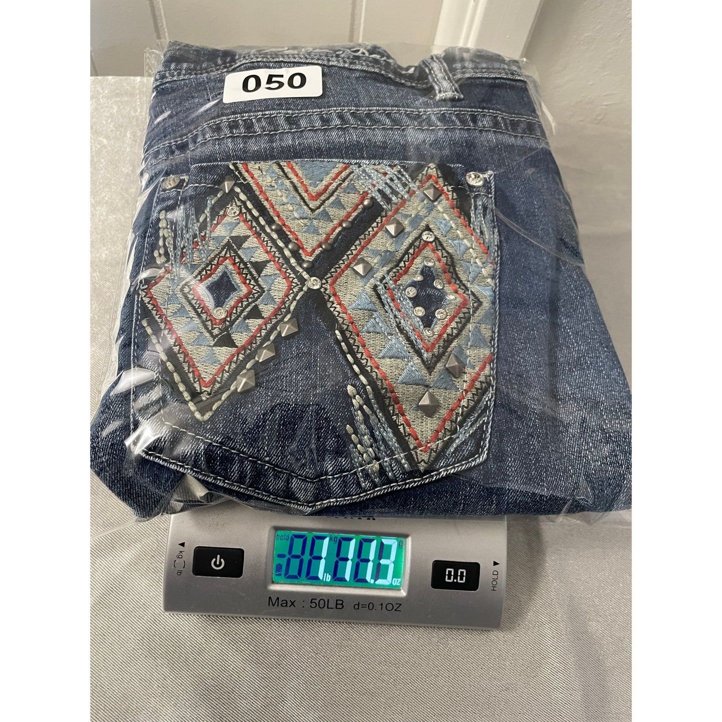Zenim Denim Western Clear Stones Embroidered Back Pockets Slight Flared Mid Rise Jeans SZ 14