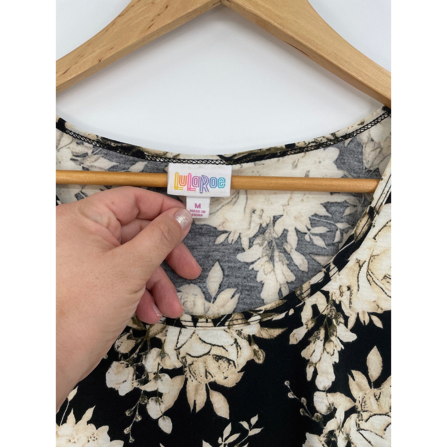 Lularoe Black Floral Morgan Flare Medium Short Sleeve Tee