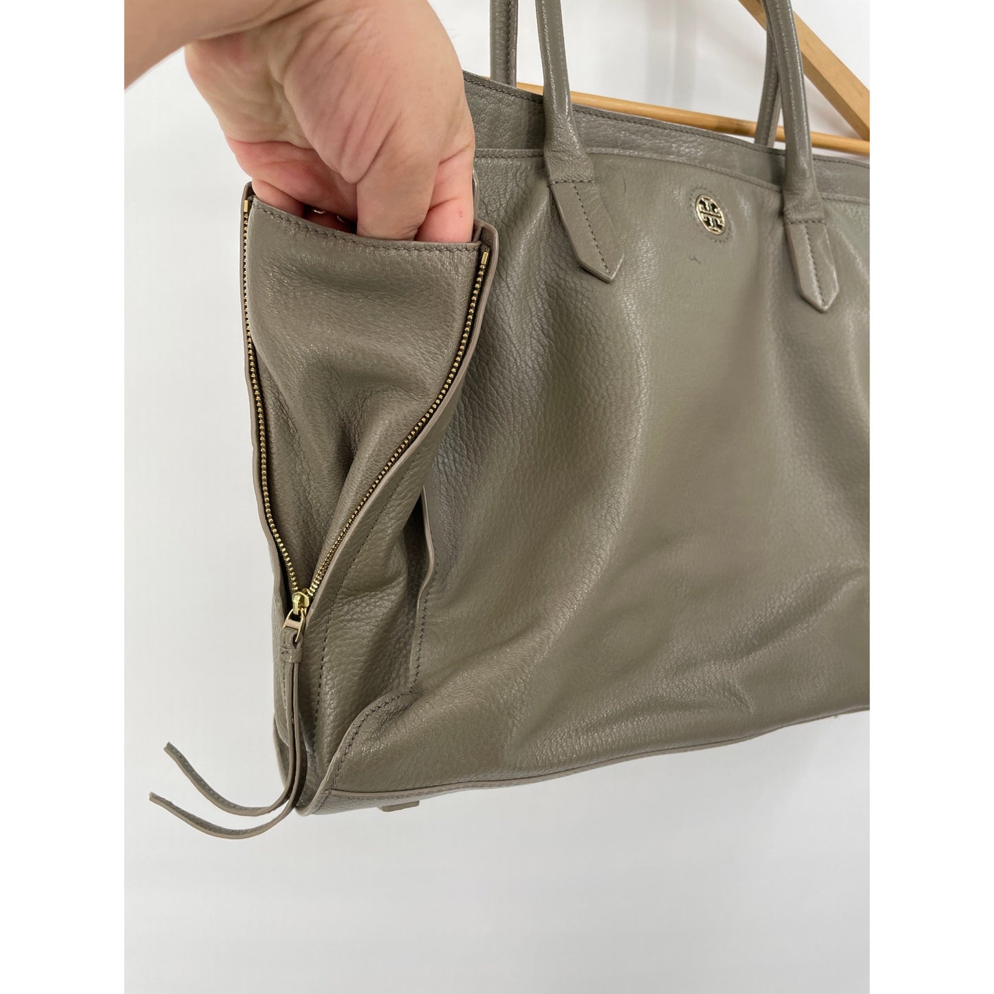 Tory Burch Taupe Tote Bag Side Zipper Pockets & Original Duster Bag *disclaimer