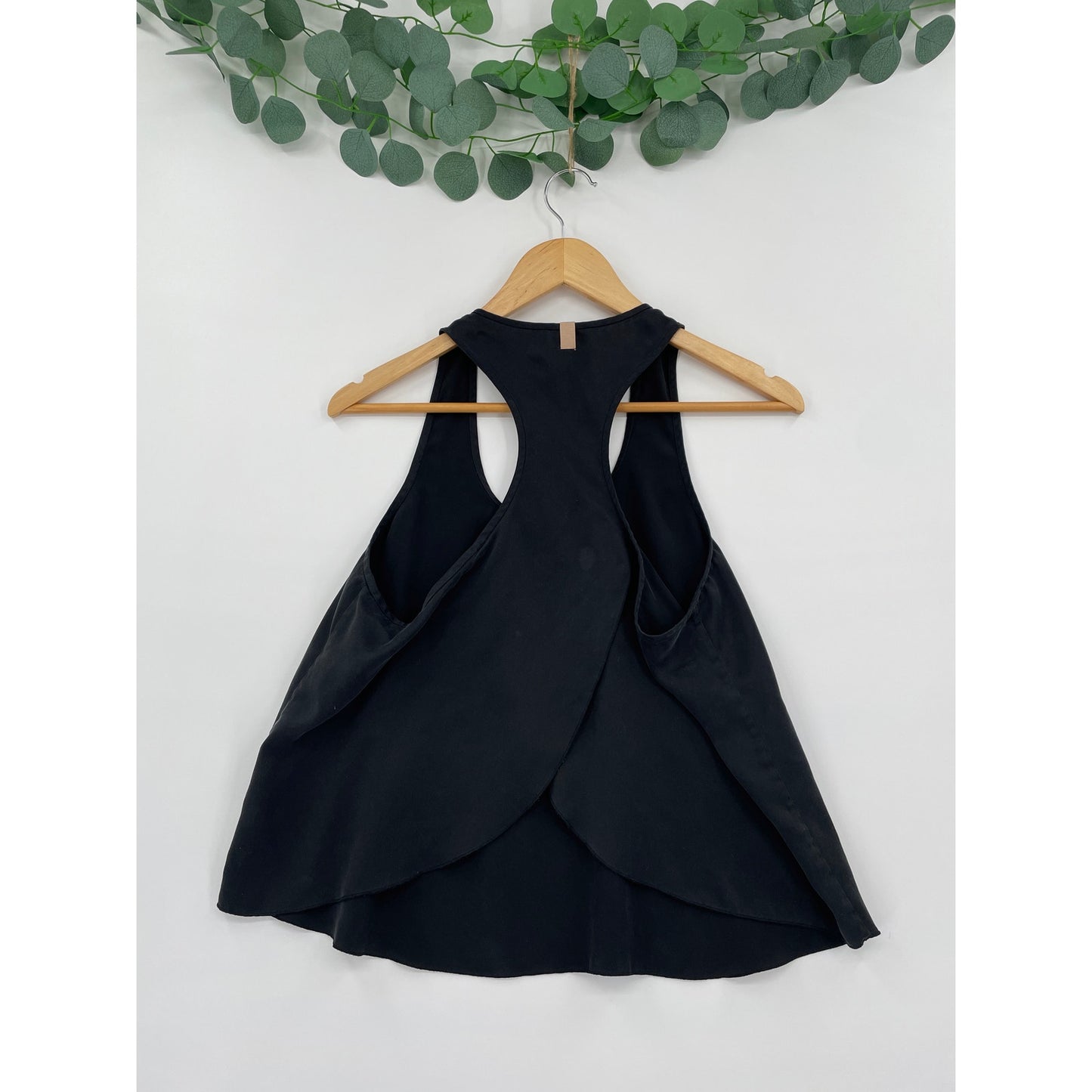 Lunya %100 Silk Pajama Set Black Tank and Navy Shorts XS