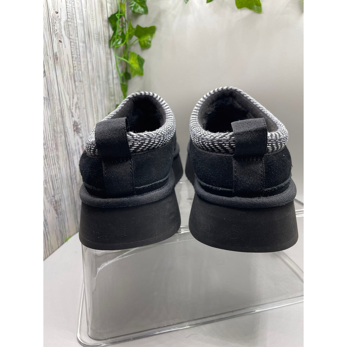 Koolaburra UGG Burree Womans New Black Platform Slippers Size 10